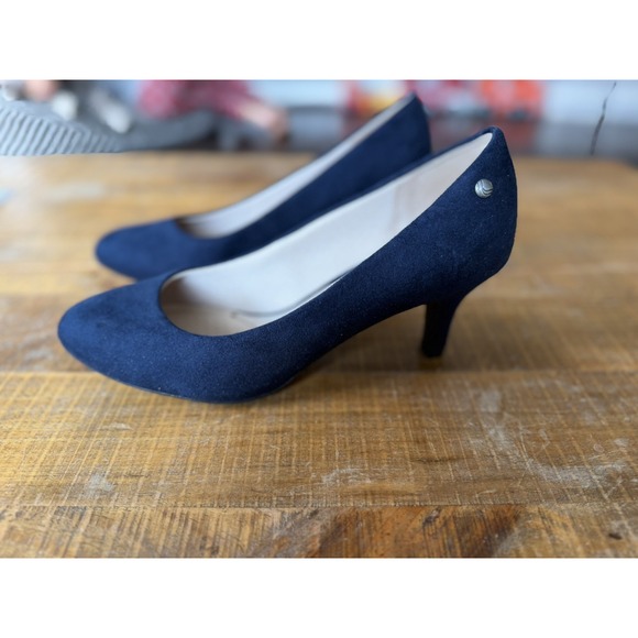 LifeStride Shoes - Life Stride Women's Shoes Size 8.5 Navy Blue Faux Suede Parigi Heels Pumps